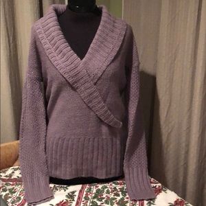 🆕 Ann Taylor LOFT Purple V-Neck Sweater